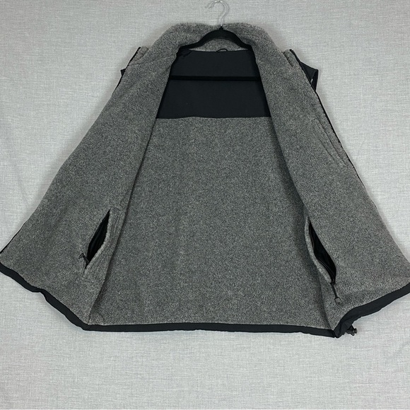 Next Cycle Reversible Vest Sz 2XL Black / Gray Sherpa - Picture 2 of 11